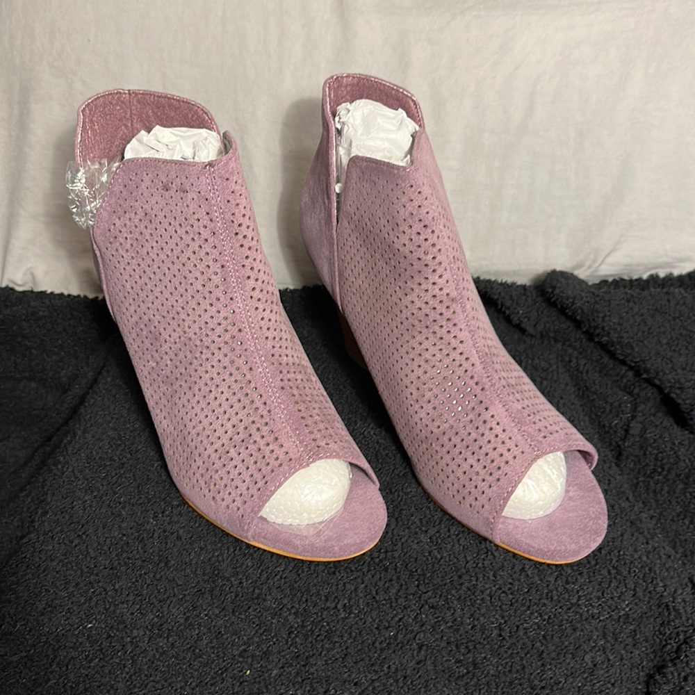 COPY - NWOT - Journee Collection Andies Wedge Bootie / Purple